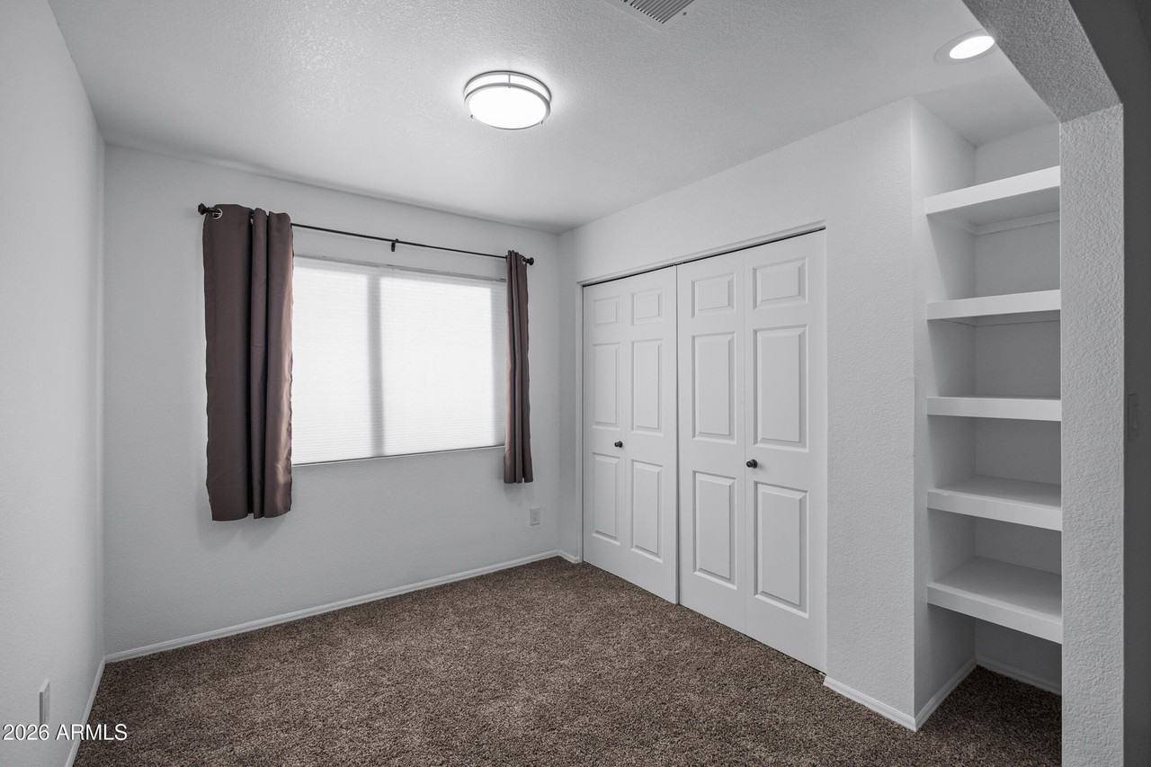 1920 E Maryland Ave Unit 31 #31 - Photo 4 of 33