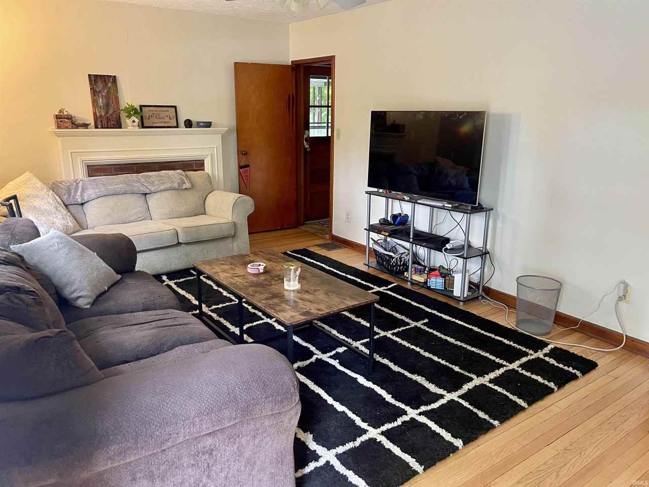 417 S Swain Ave - Photo 5 of 14