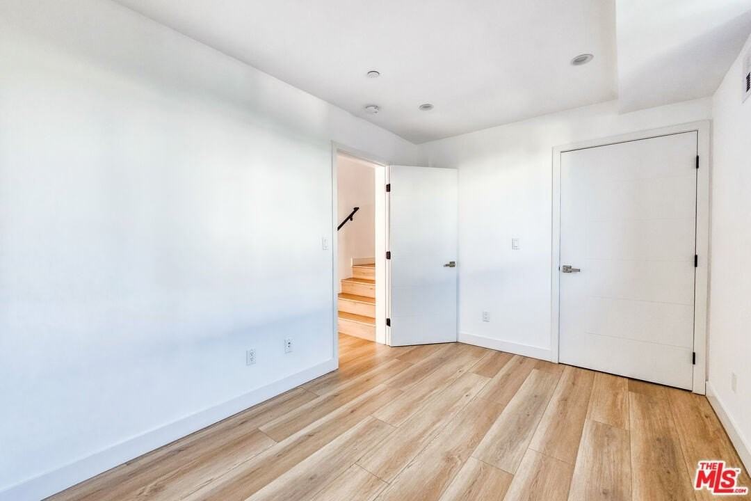 1923 Carmona Ave - Photo 5 of 30