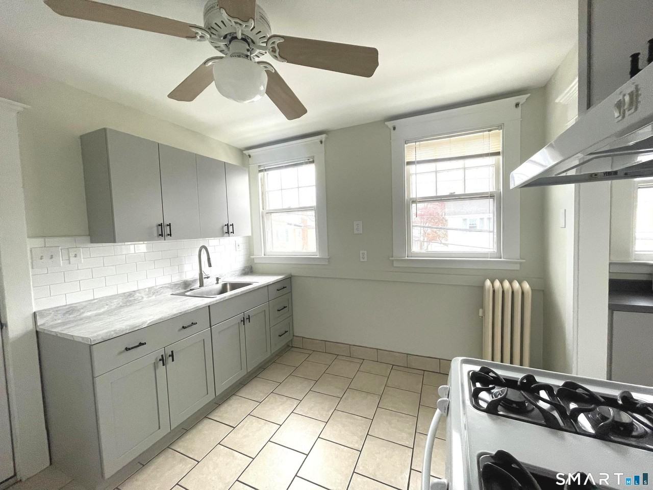 108 Concord St #2ndFL - Photo 7 of 14