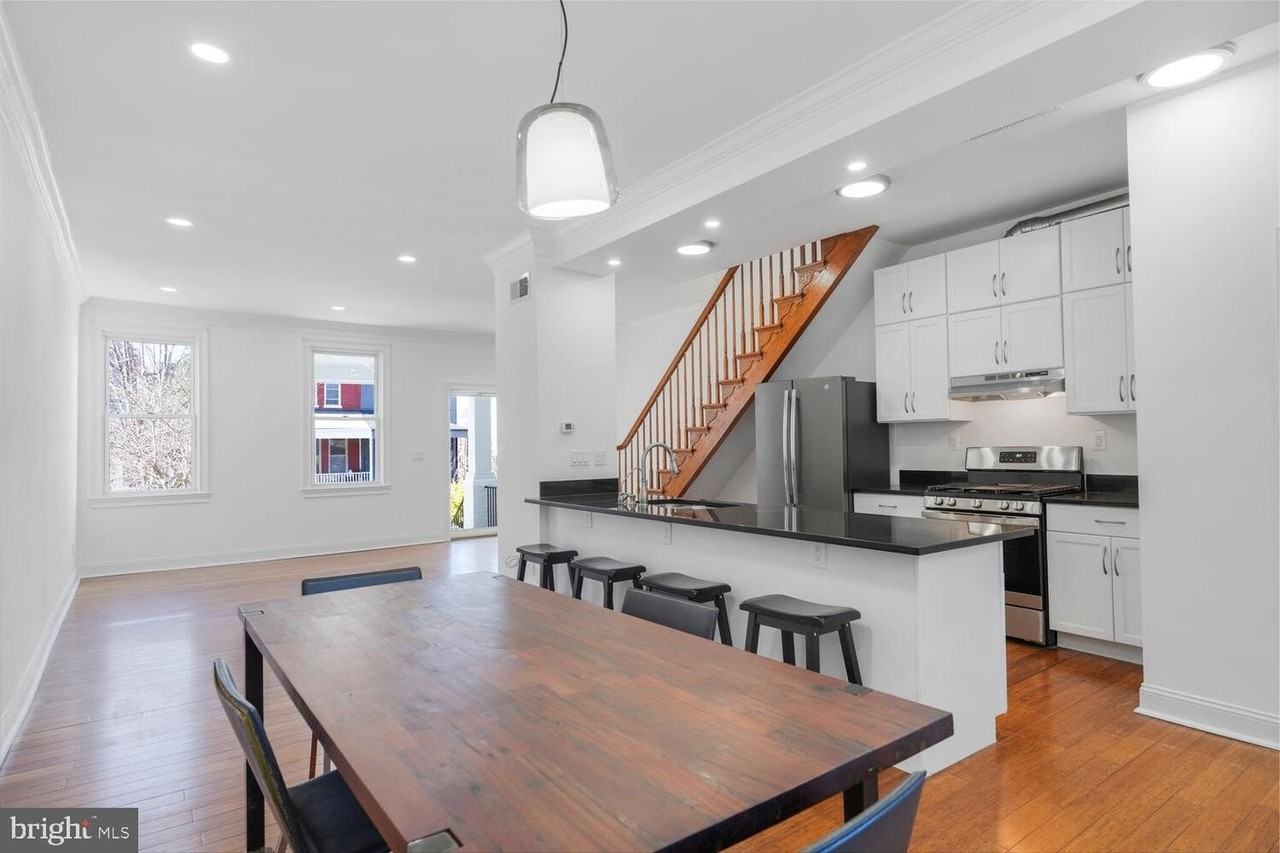 3563 10th St Nw - Photo 7 of 32