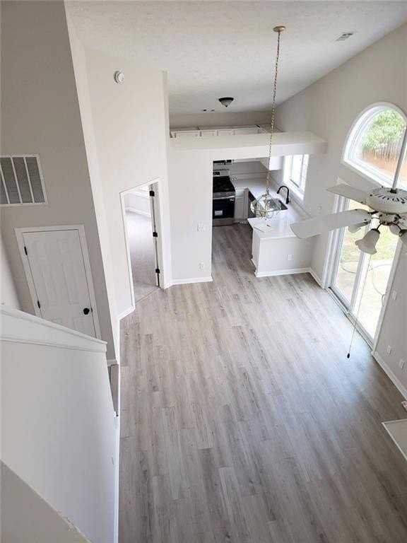 13447 Aventide Ln - Photo 4 of 10