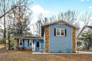 featured image of 1075 Forest Heights Rd