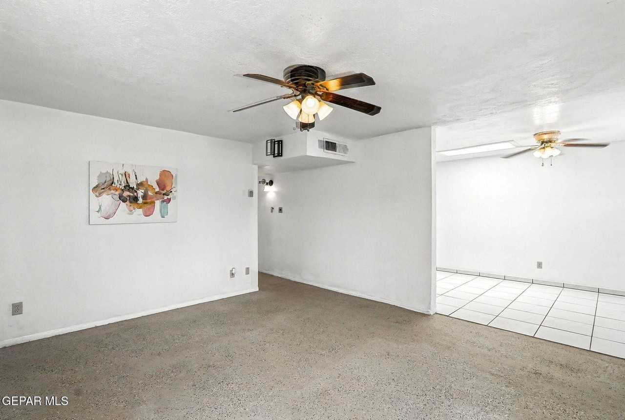 5912 Cleveland Ave - Photo 5 of 50