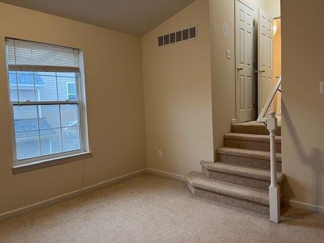 1346 N Bay Dr - Photo 3 of 14