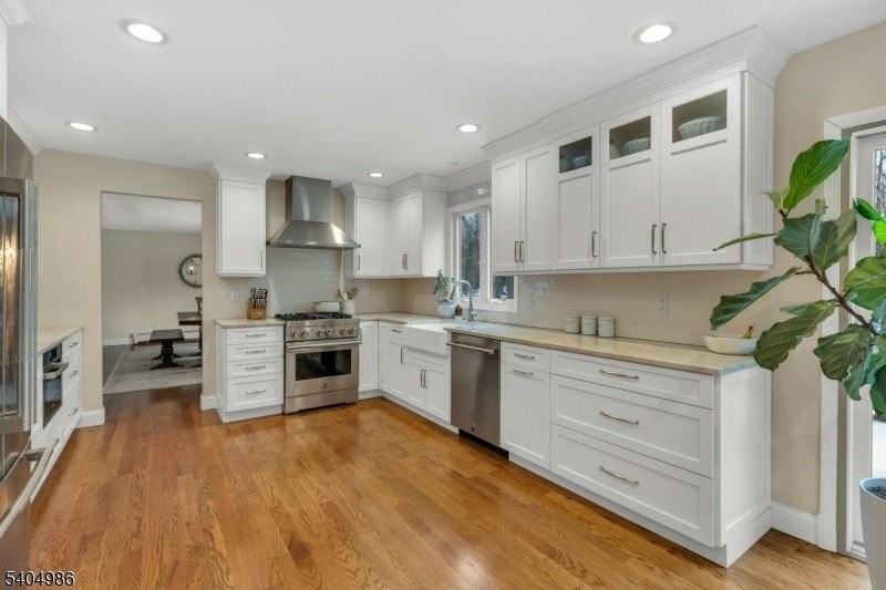 359 Hillview Ter - Photo 7 of 50