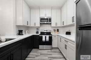 featured image of 3569 Hidalgo Cir #B