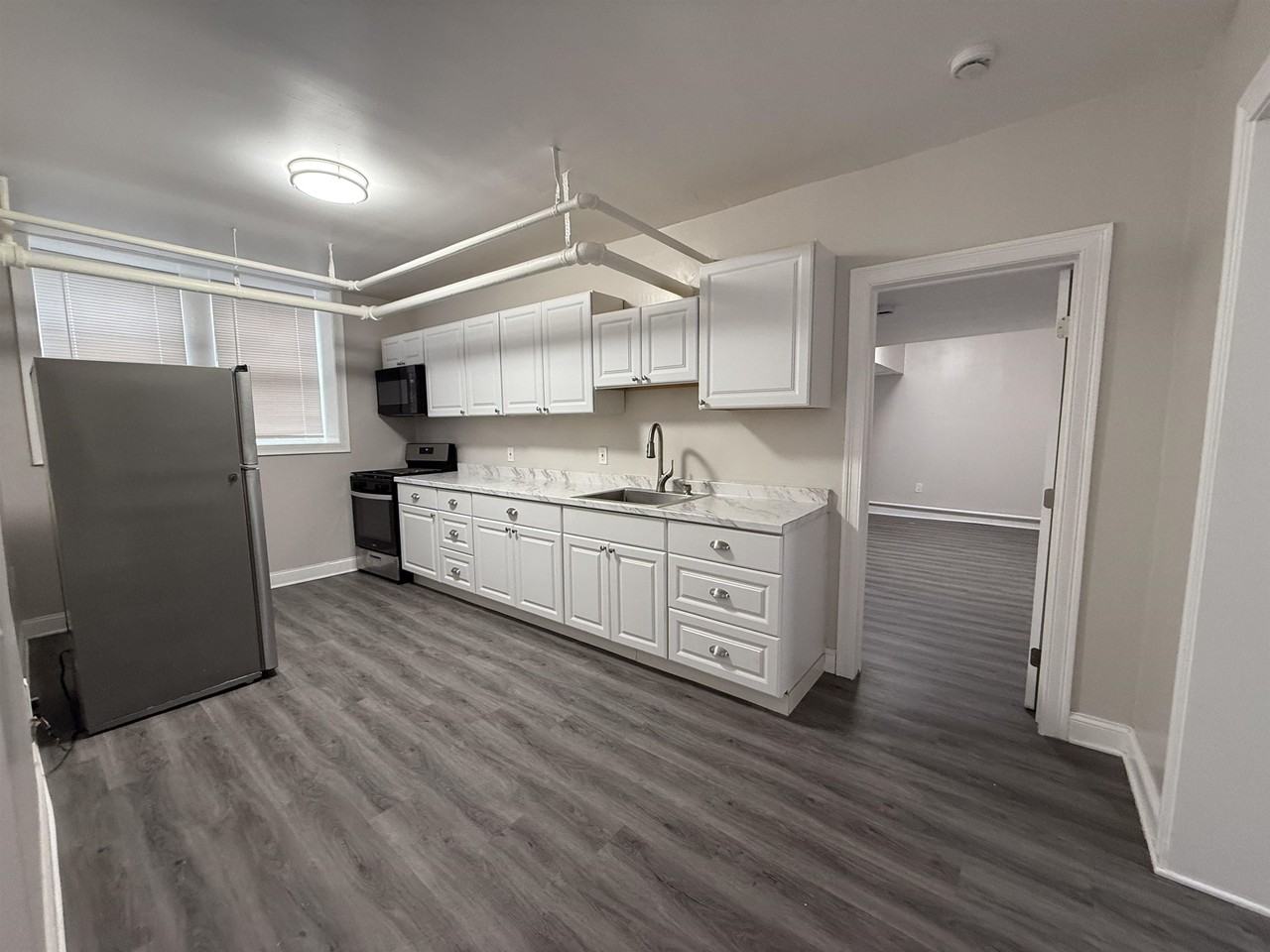 546 Bergen Ave #B101 - Photo 4 of 10