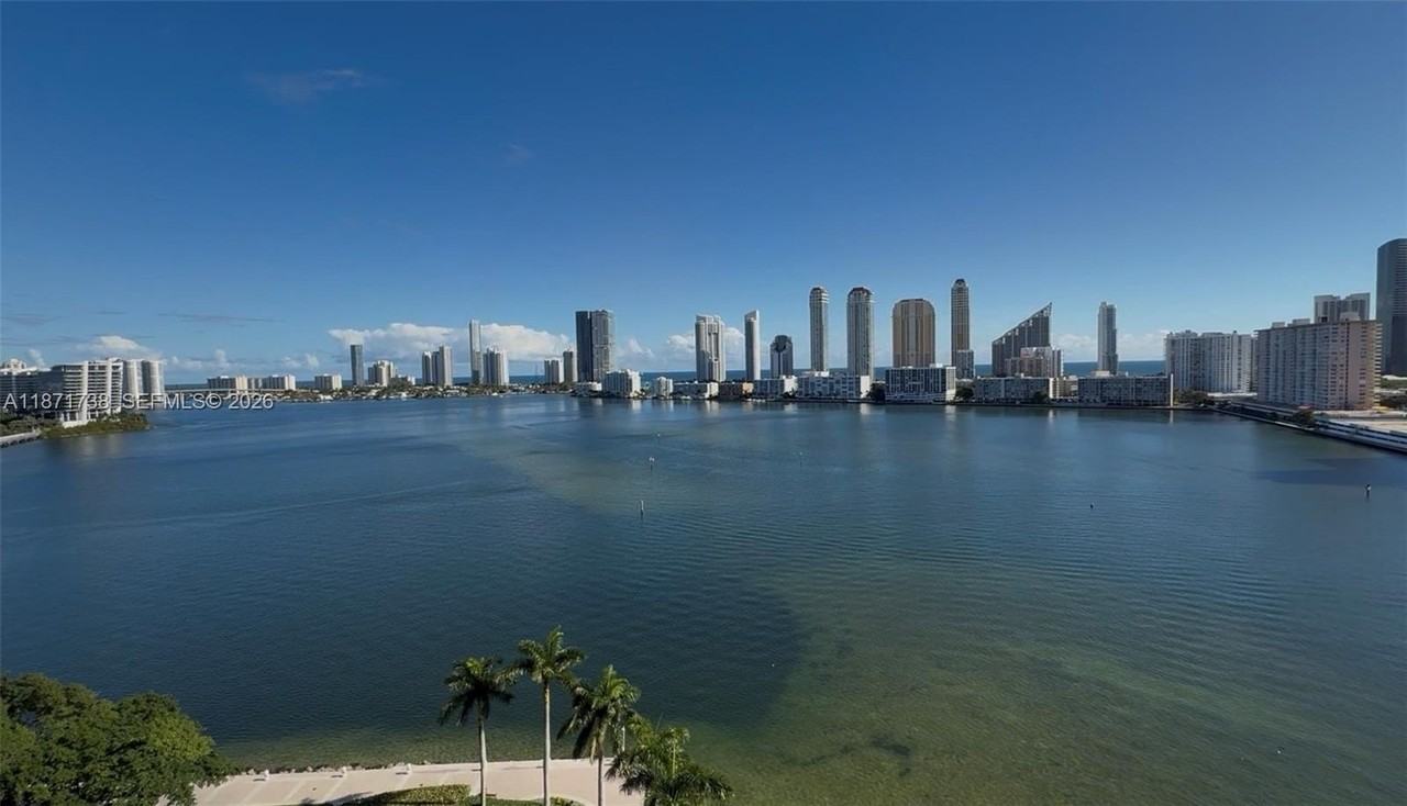 2600 Island Blvd #1503 - Photo 5 of 49