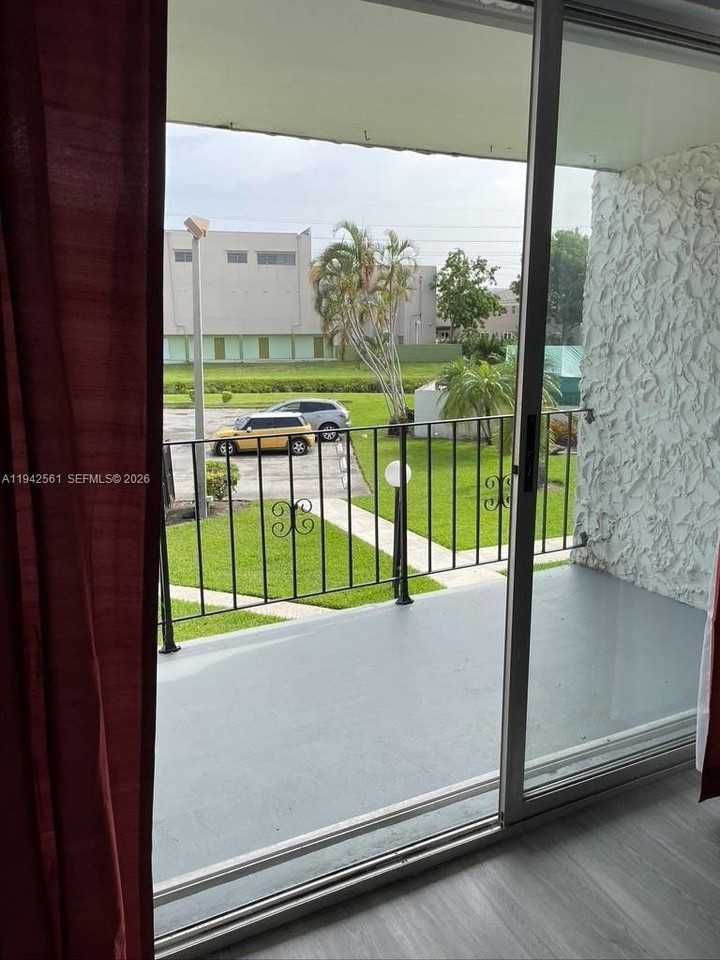 8701 Sw 141st St #G7 - Photo 4 of 17