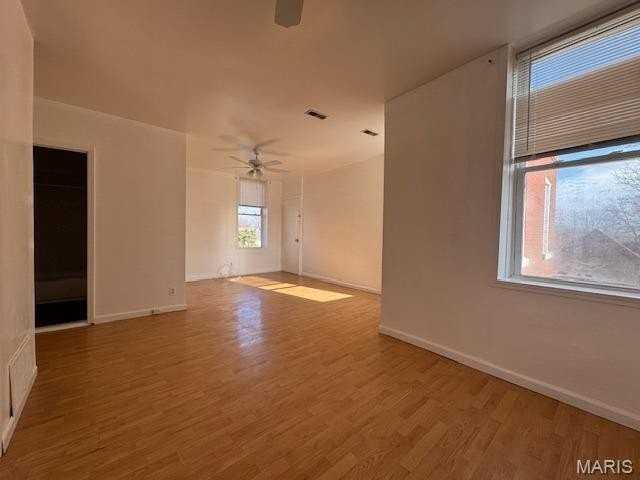 103 E Arlee Ave - Photo 2 of 15