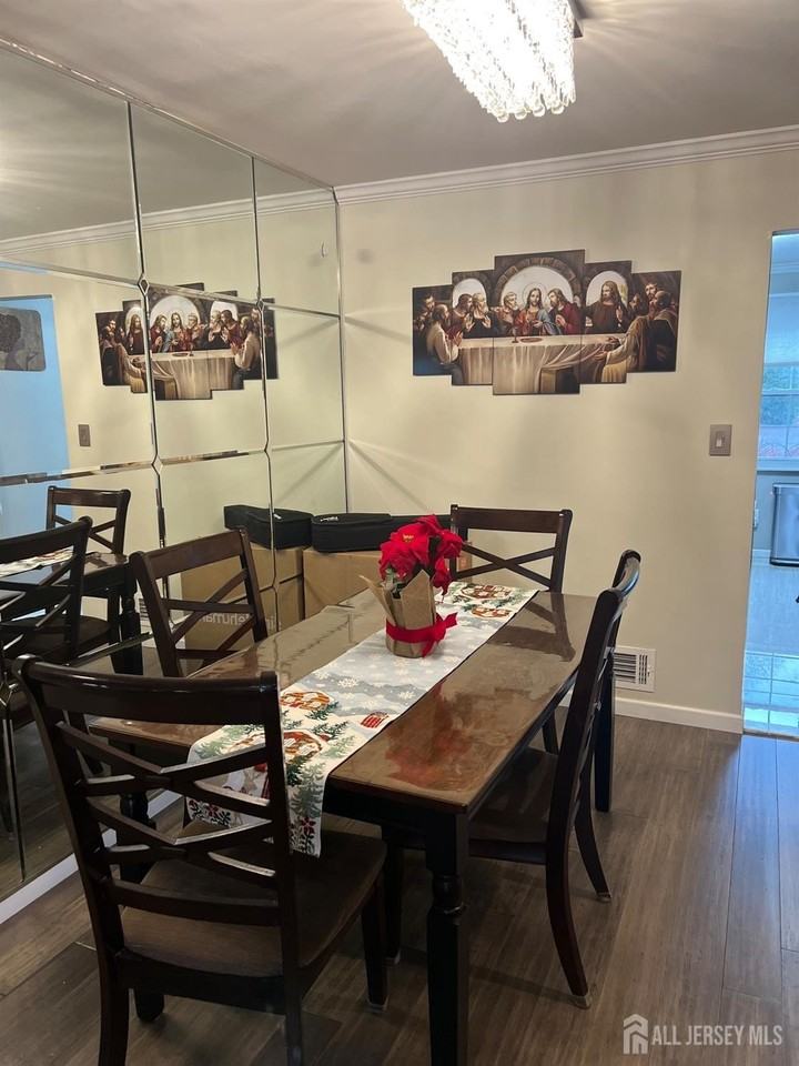 42 Townsend Dr - Photo 6 of 19