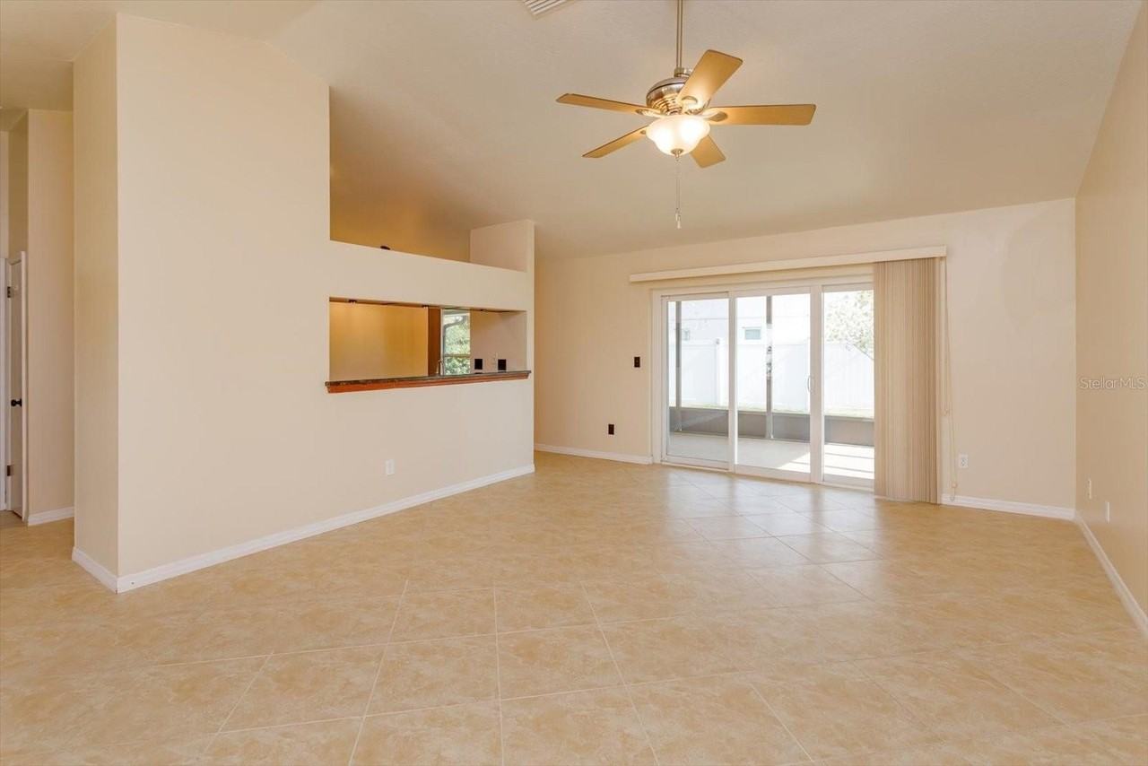 3711 Linsbury St - Photo 6 of 25