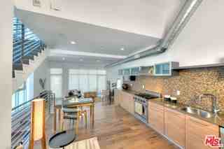 4151 Redwood Ave #212 - Photo 5 of 8