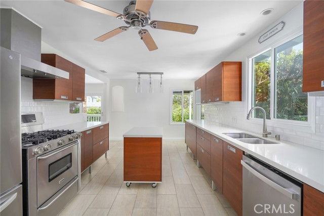 3501 Elm Ave - Photo 2 of 8