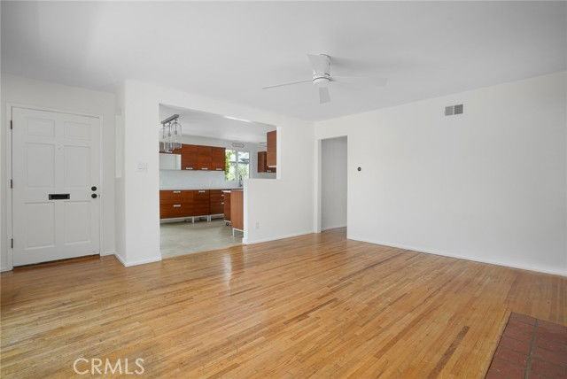 3501 Elm Ave - Photo 5 of 8