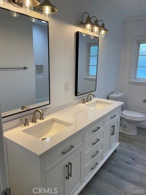 12472 Woodlawn Ave - Photo 3 of 7