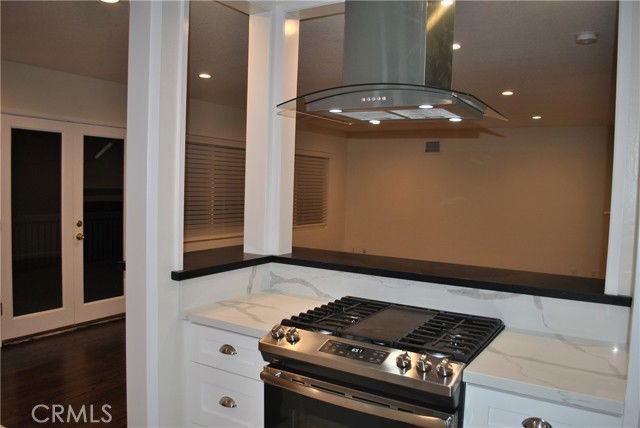 620 Stephen Rd - Photo 4 of 8