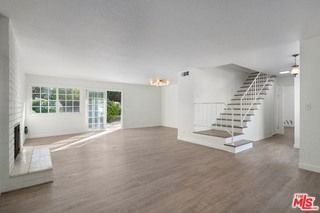 24440 Martha St - Photo 6 of 8