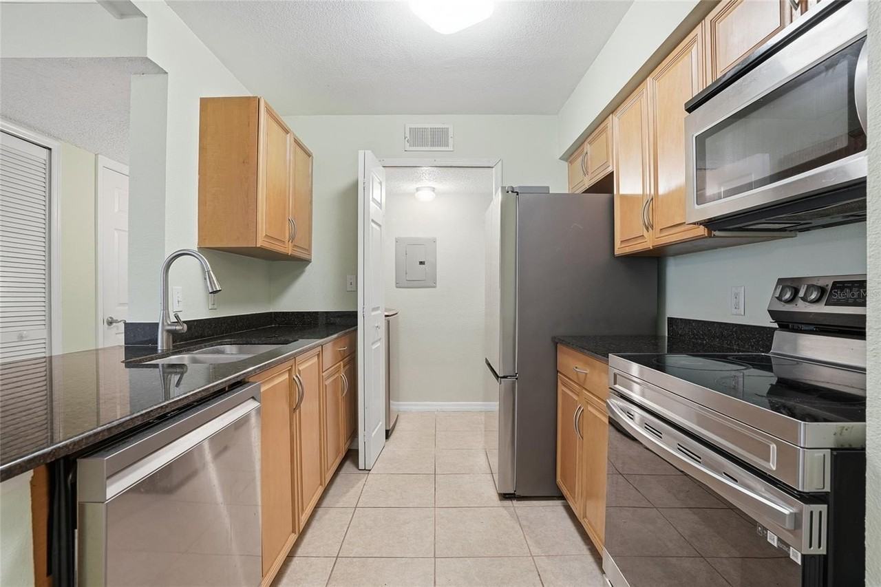 3275 Haviland Ct #103 - Photo 5 of 42