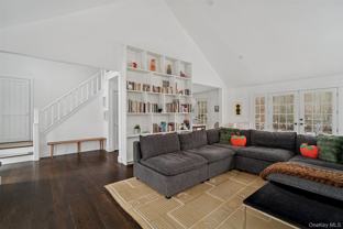 1008 Middle Line Hwy - Photo 1 of 1