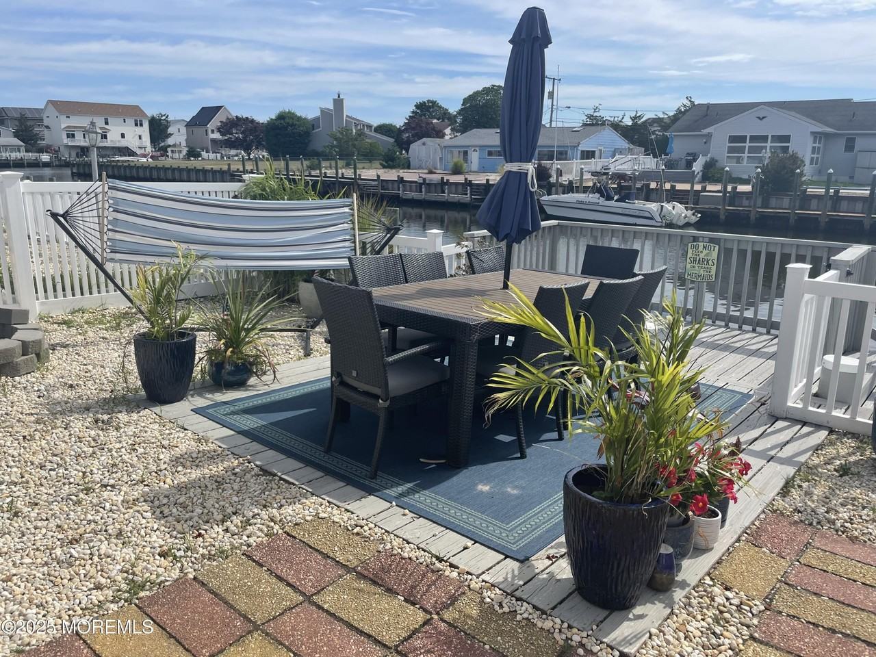 1121 Cape May Dr - Photo 5 of 17