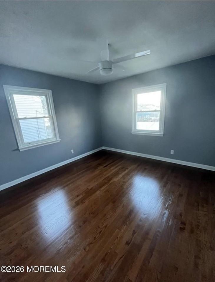 539 Olive Pl - Photo 4 of 19