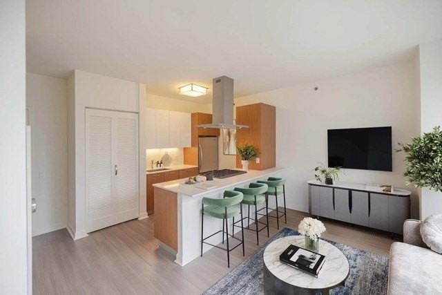 500 N Lake Shore Dr Apt 812 #812 - Photo 5 of 19