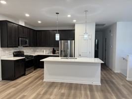 featured image of 287 Kingsport Dr