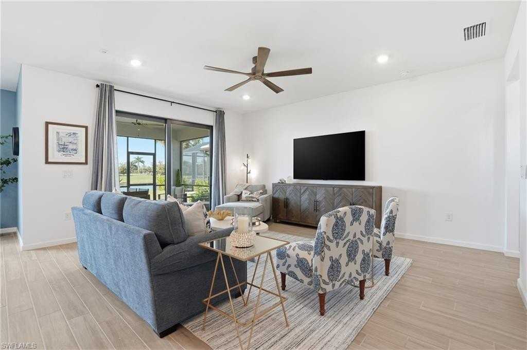 1657 Serena Ave - Photo 7 of 50