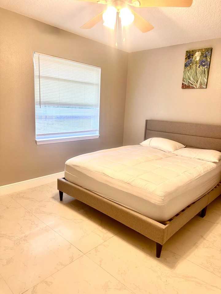 Sheppard St - Photo 5 of 5