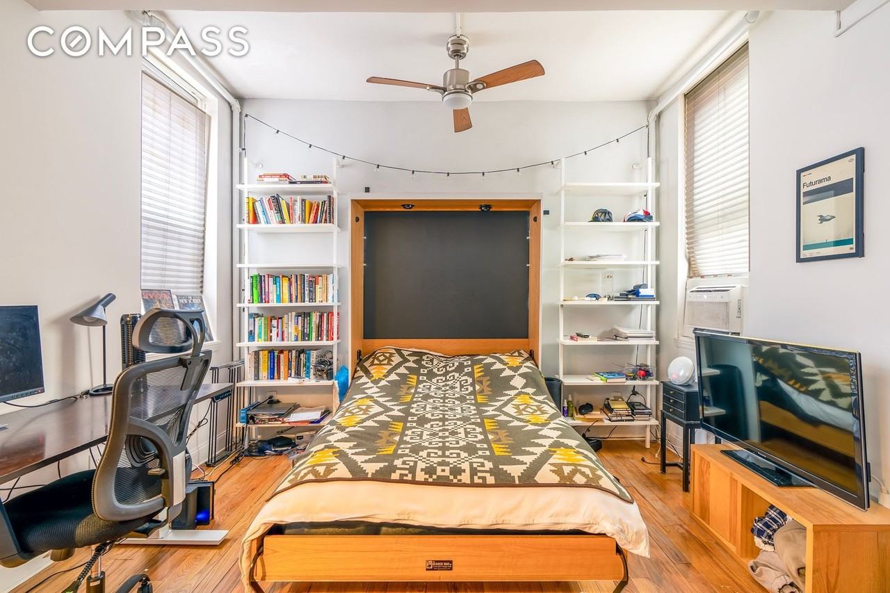 439 Hicks St #1B - Photo 3 of 7