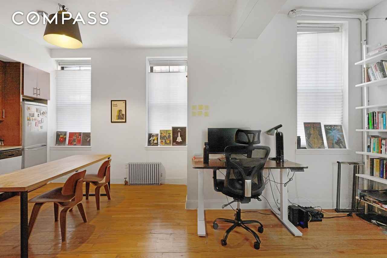 439 Hicks St #1B - Photo 6 of 7