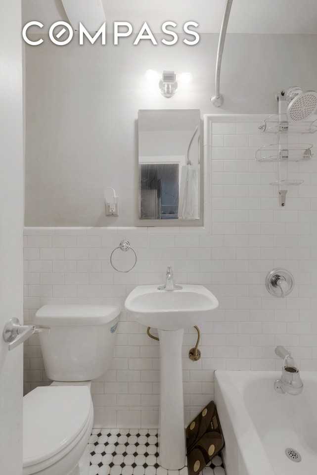 439 Hicks St #1B - Photo 7 of 7