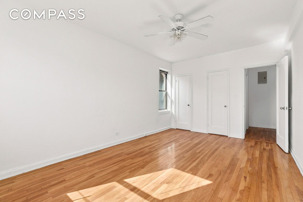 159-00 Riverside Dr W #3H - Photo 6 of 18