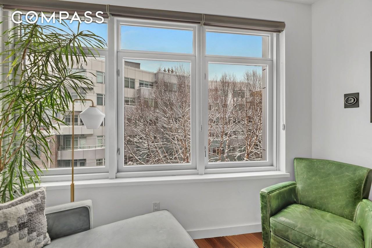 181 Clermont Ave #411 - Photo 5 of 14