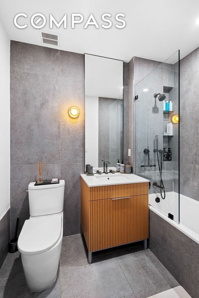 183 Mcguinness Blvd #6C - Photo 7 of 12