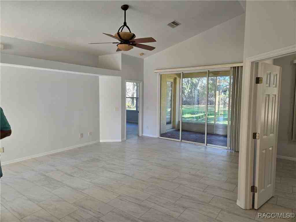 2846 N Kittery Pt - Photo 7 of 33