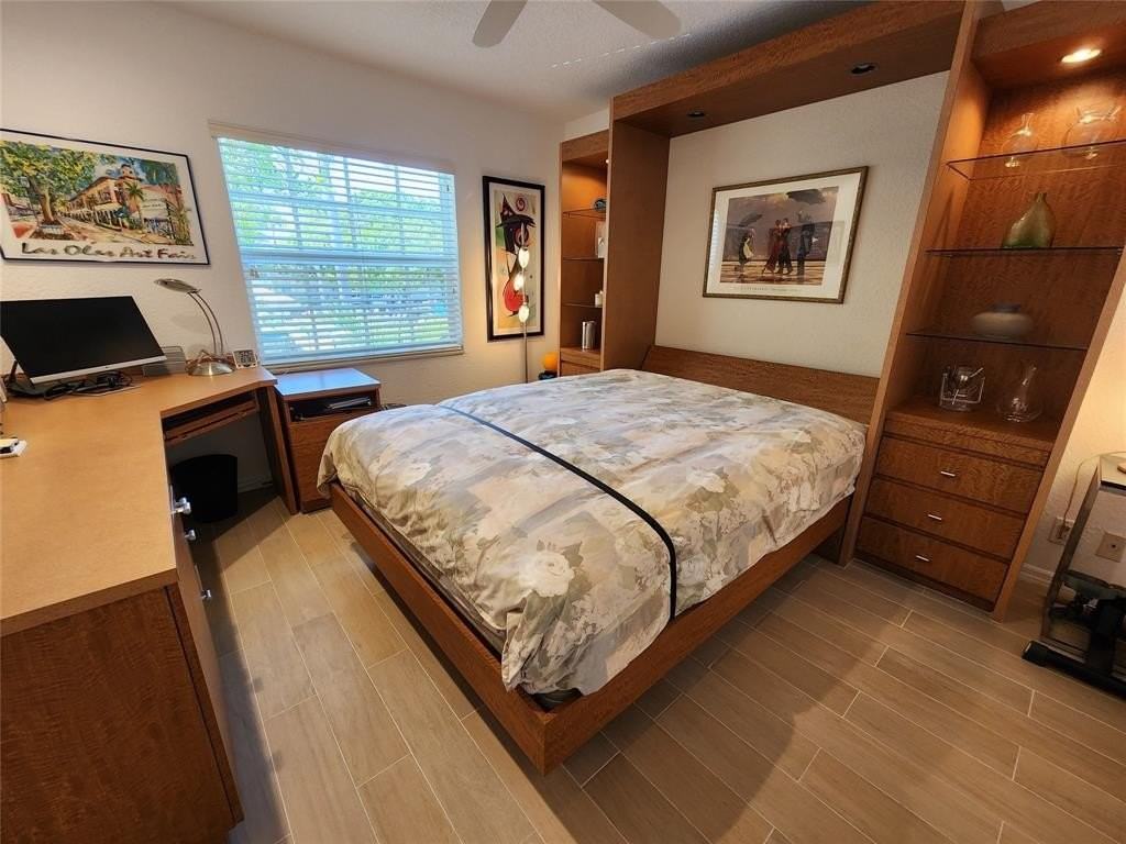 6437 Bay Club Dr #4 - Photo 5 of 33