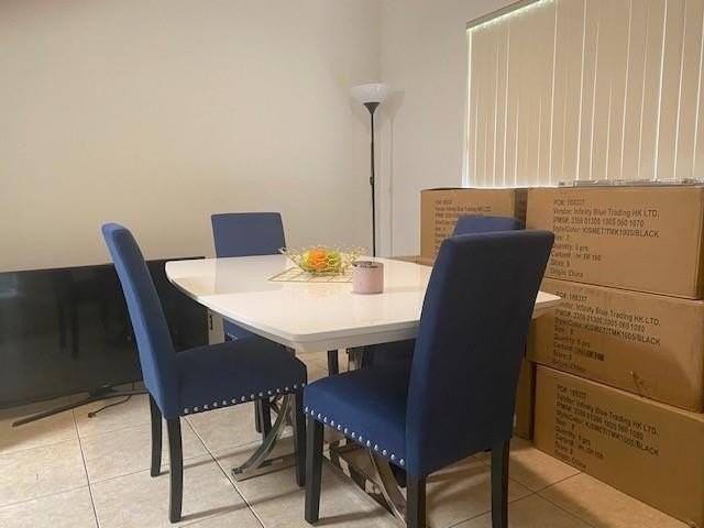 4096 N Pine Island Rd #2110 - Photo 3 of 11