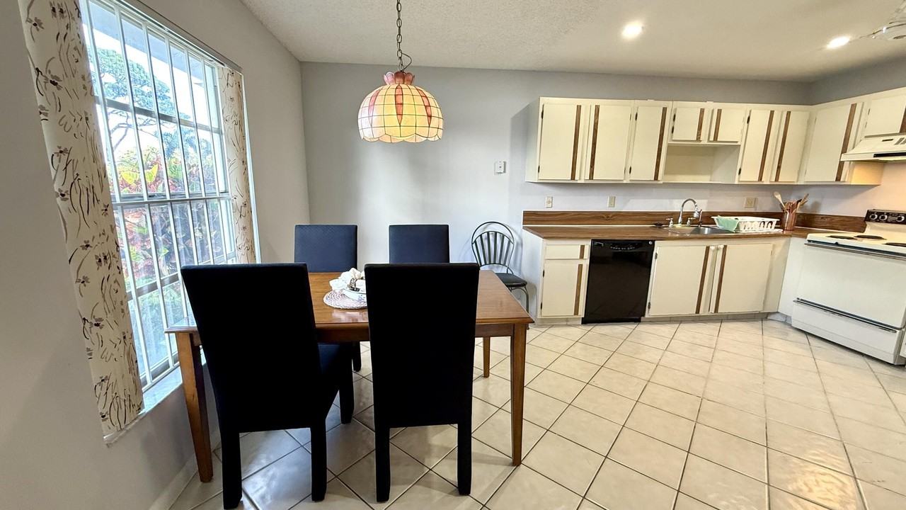 5242 Privet Pl - Photo 7 of 50