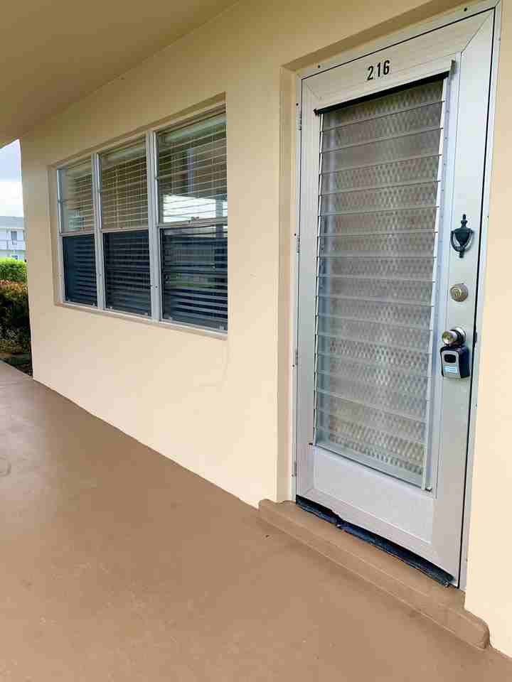 216 Chatham K - Photo 3 of 28