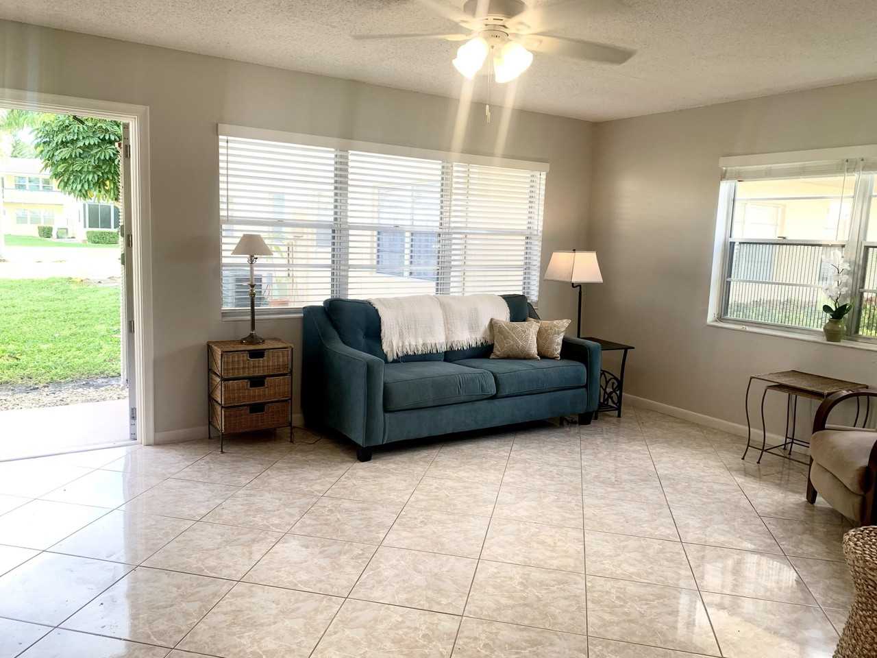 216 Chatham K - Photo 5 of 28