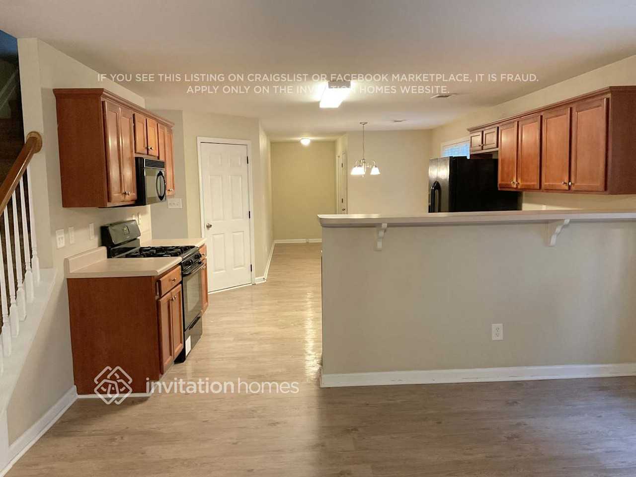 1568 Great Shoals Cir - Photo 4 of 16