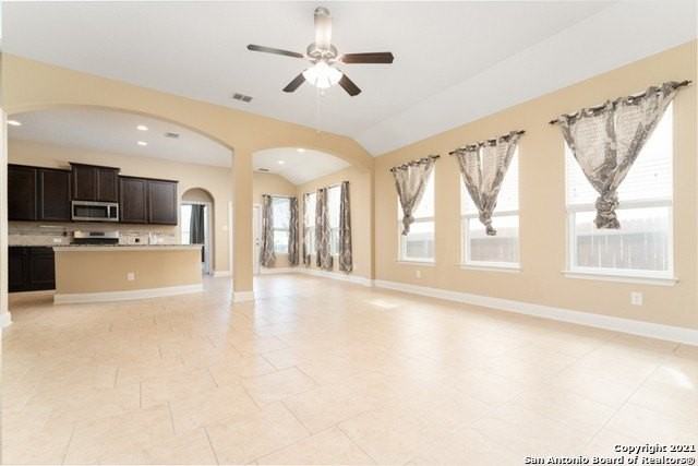 12130 Hideaway Crk - Photo 7 of 31