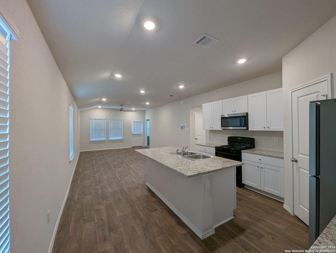 3526 Angus Xing - Photo 4 of 24