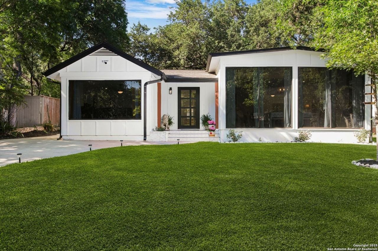 423 College Blvd - Photo 3 of 49