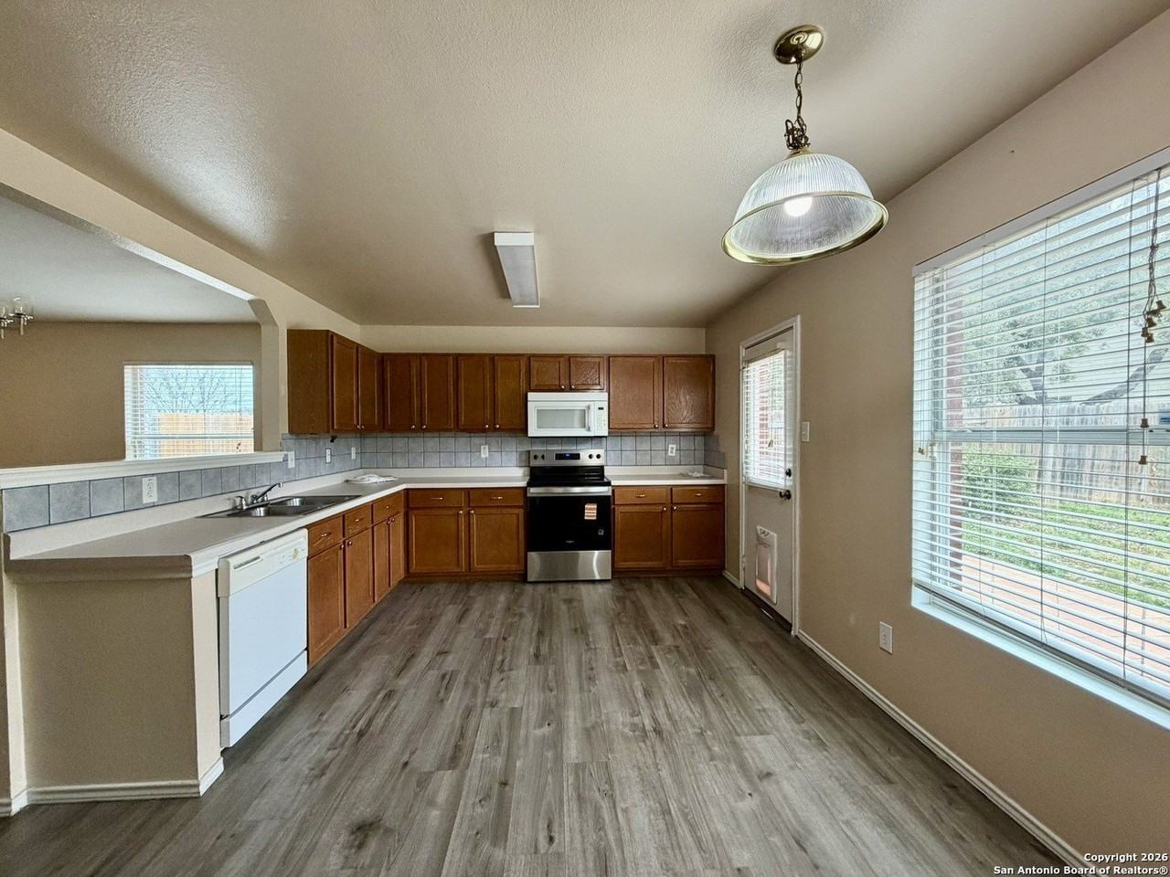 7439 Carriage Pass - Photo 5 of 17