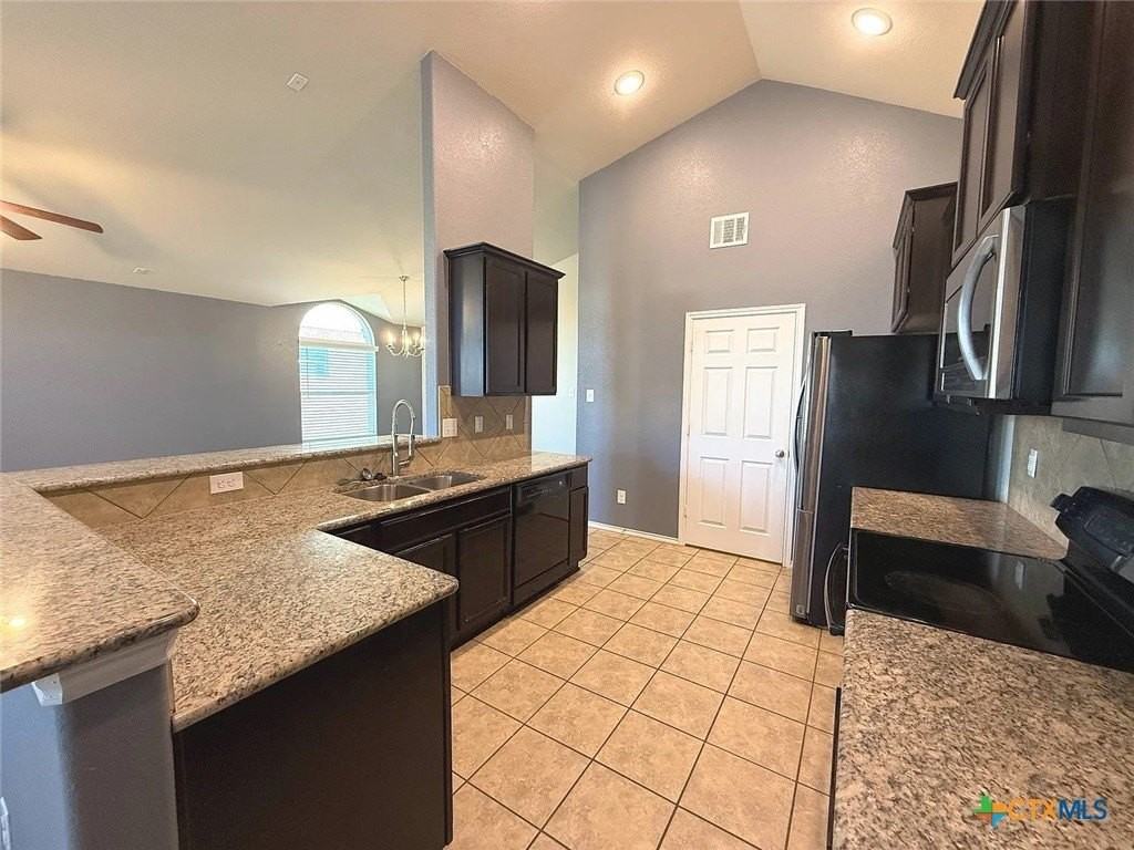 1416 Starlight Dr - Photo 6 of 22