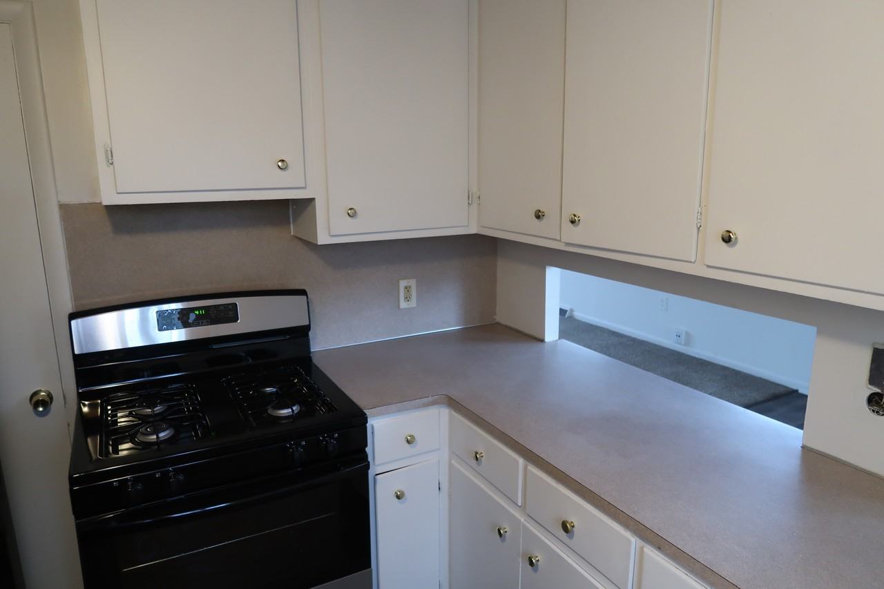 1239 Northfield Ave Ne #1239 - Photo 4 of 10